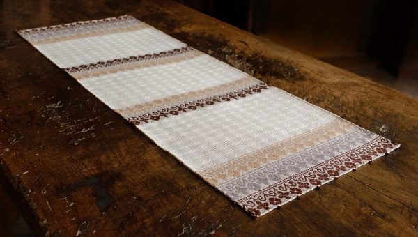 "Four-leaf clovers" Table runner - Linen blend, Table runners