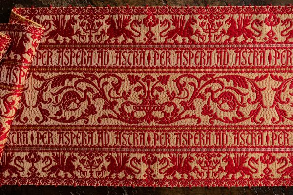 "Per Aspera ad Astra" Table runner - Silk blend, Table runners