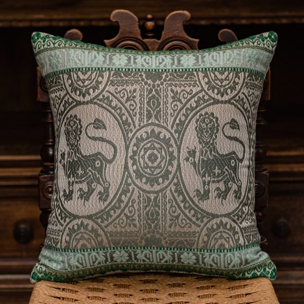 Cashmere and silk cushion "Medallion Lion" - Cashmere blend, Cotton, Cushions, Silk blend