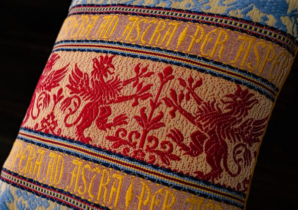 Cotton and velvet "Griffin" cushion - Cotton, Cushions