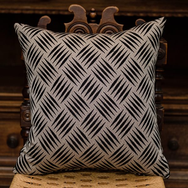 Cotton and velvet cushion " Mandorlato" - Cotton, Cushions