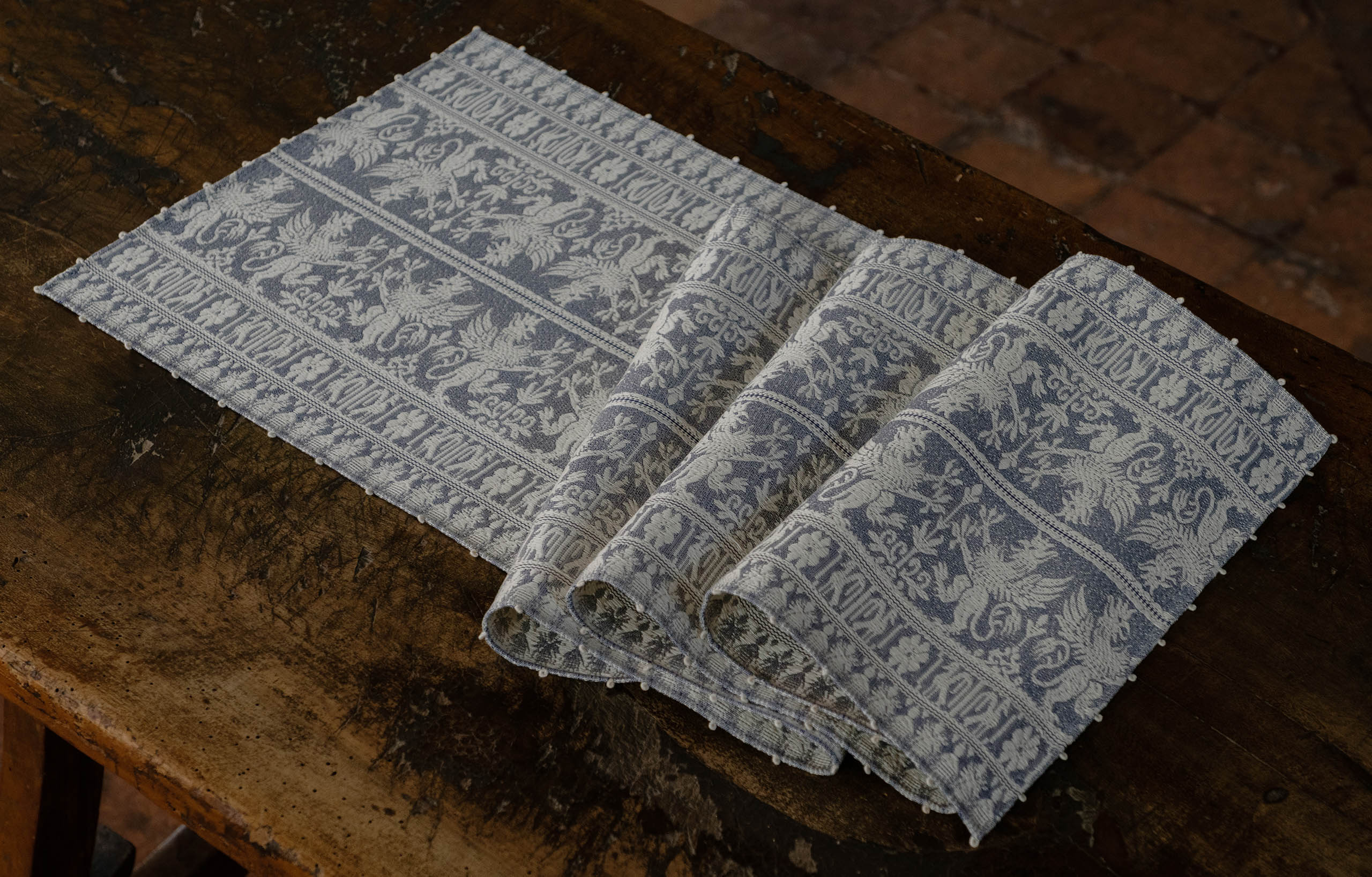 "Hare" Table runner - Cotton, Table runners